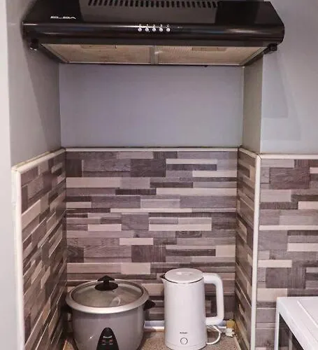 Deal! Cozy And Minimalist 2br Nr Airport Appartement Manille