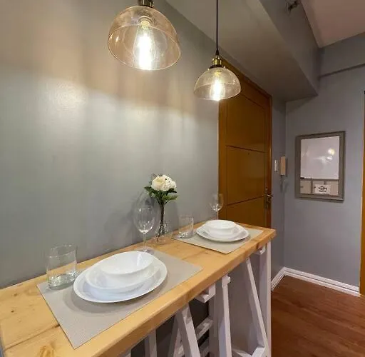 Deal! Cozy And Minimalist 2br Nr Airport Appartement Manille